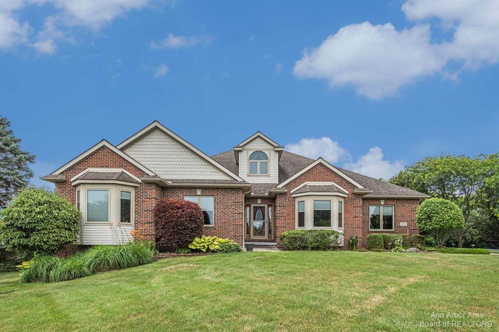 9054 Yorkshire Drive - Photo 1