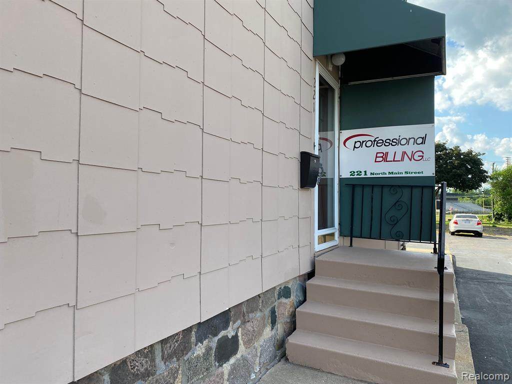 221 N Main Street - Photo 1