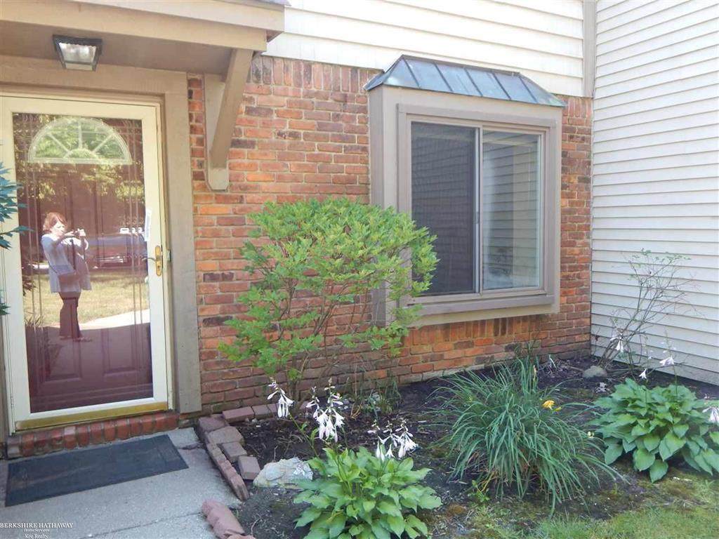 1567 Streamwood Ct - Photo 1
