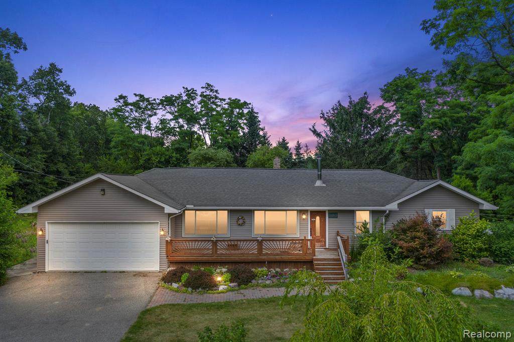 10413 Oakhill Road - Photo 1