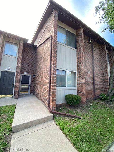 33619 Pondview Circle - Photo 1