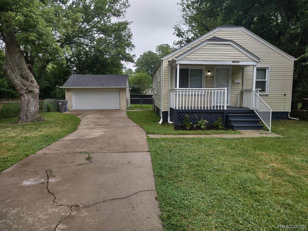 28452 Glenwood Street - Photo 1