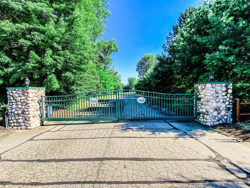 43249 Whispering Pines Path - Photo 1