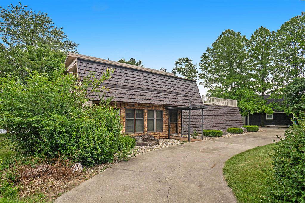 24714 Butternut Drive - Photo 1