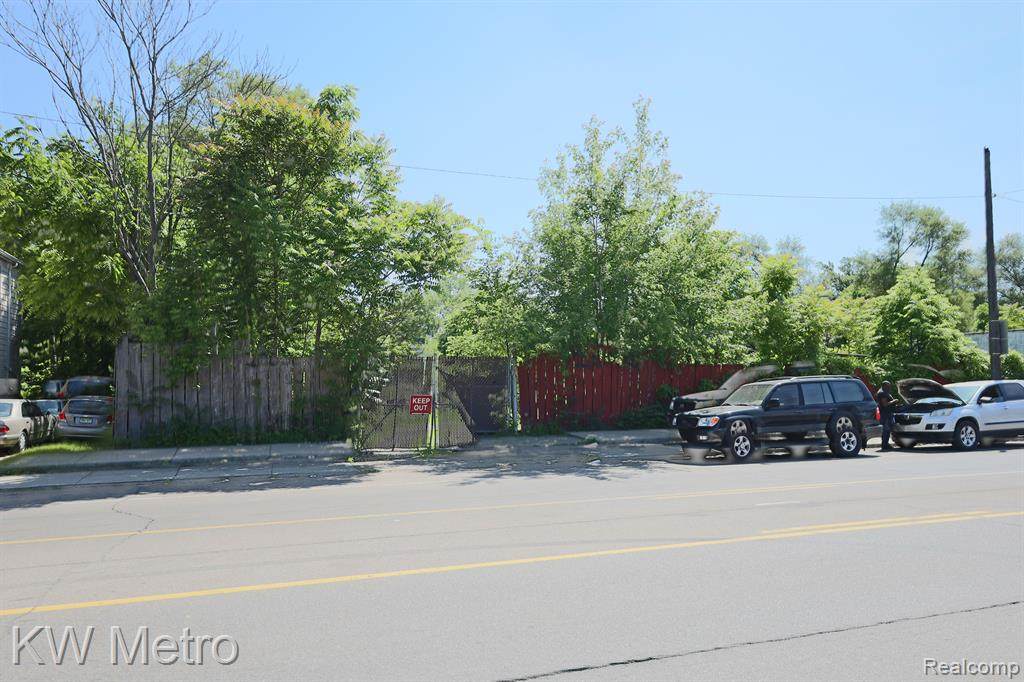 20000 Conant Street - Photo 1