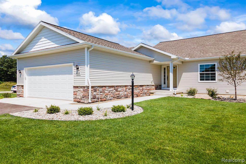 4038 Eastbridge Circle Road - Photo 1