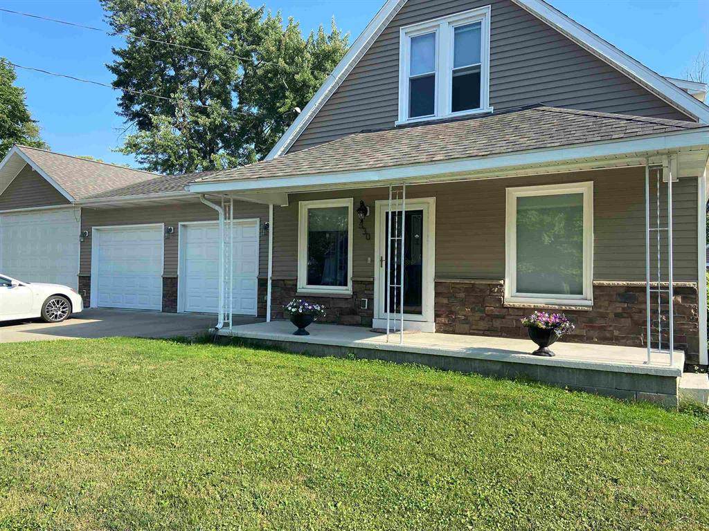 530 Washington St - Photo 1