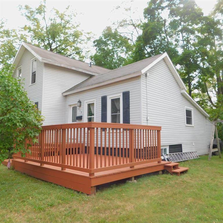 219 Merchant Avenue - Photo 1