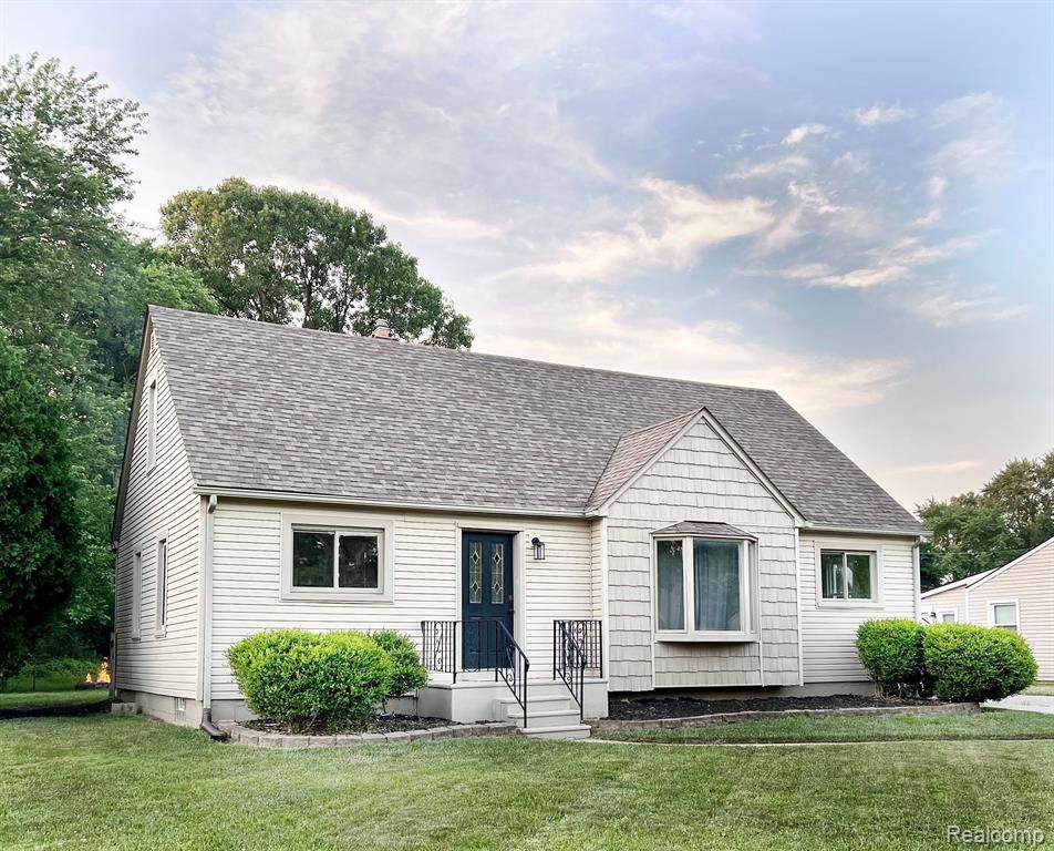 28520 Clarita Street - Photo 1