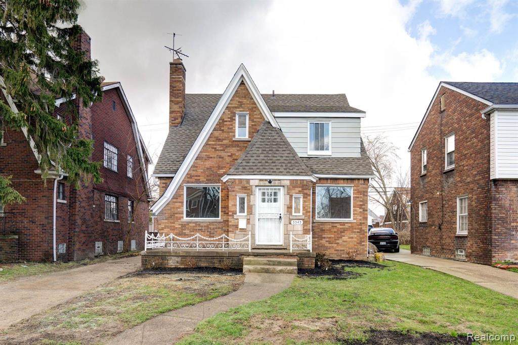 5545 Bedford - Photo 1