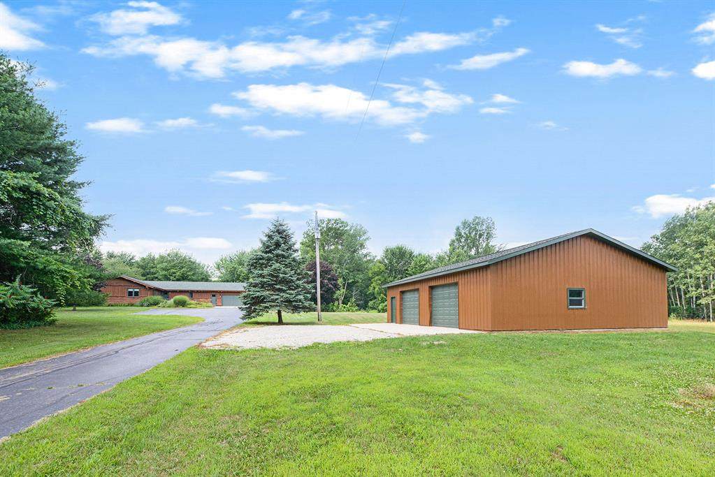 1456 Newaygo Road - Photo 1