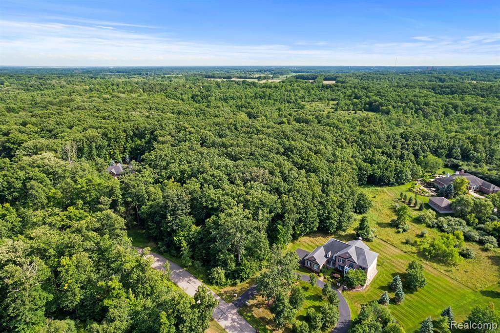 3324 Woodhill Circle - Photo 1