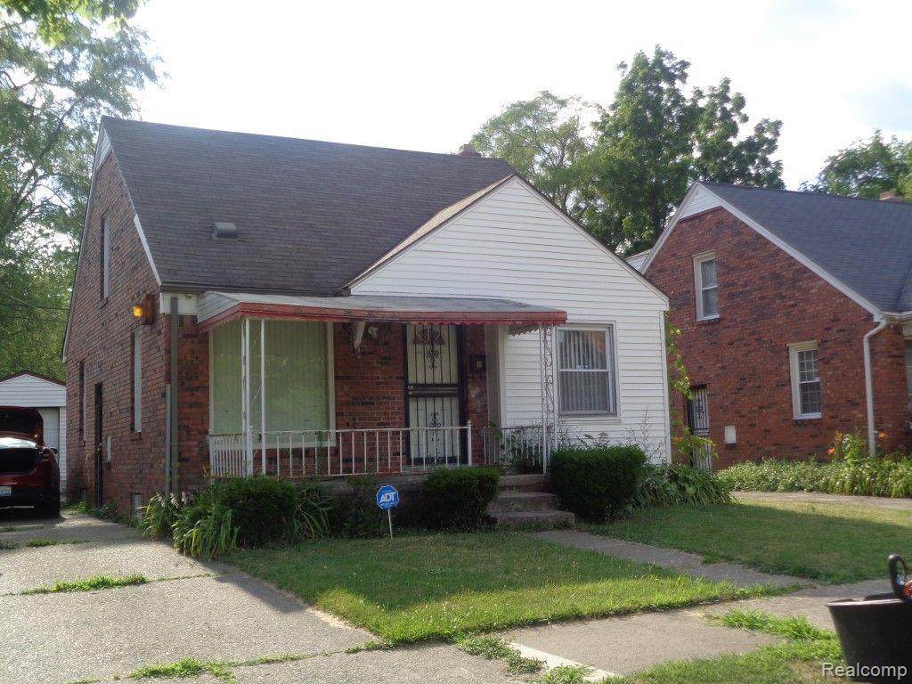 18617 Klinger Street - Photo 1