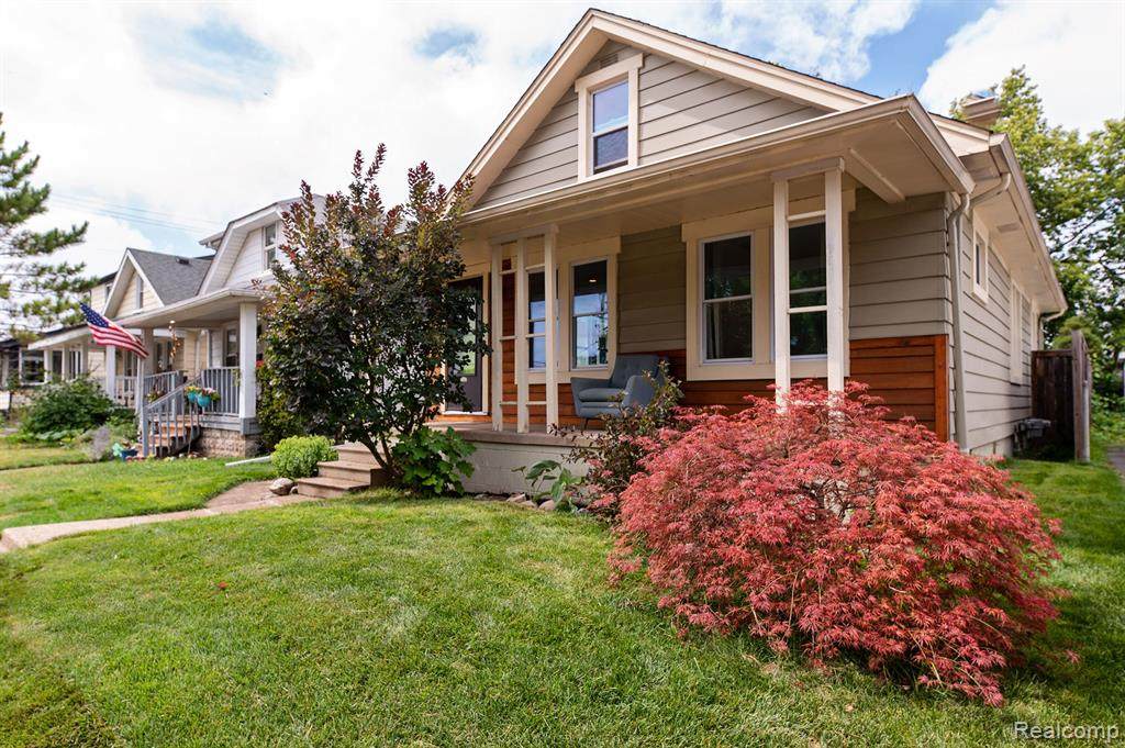 1493 Browning Street - Photo 1
