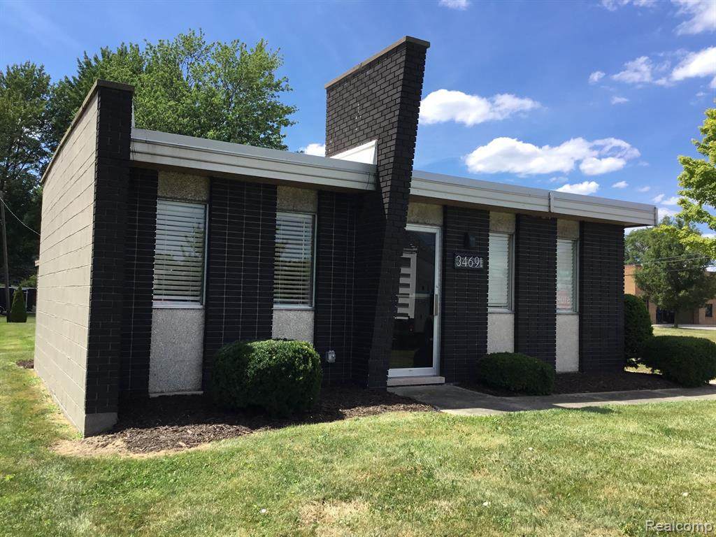 34691 Mound Road - Photo 1