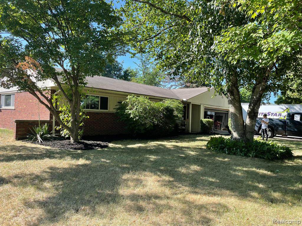 45361 Fielding Street - Photo 1