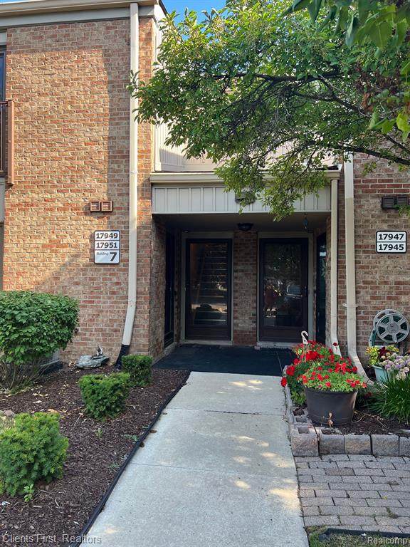 17949 University Park Drive - Photo 1