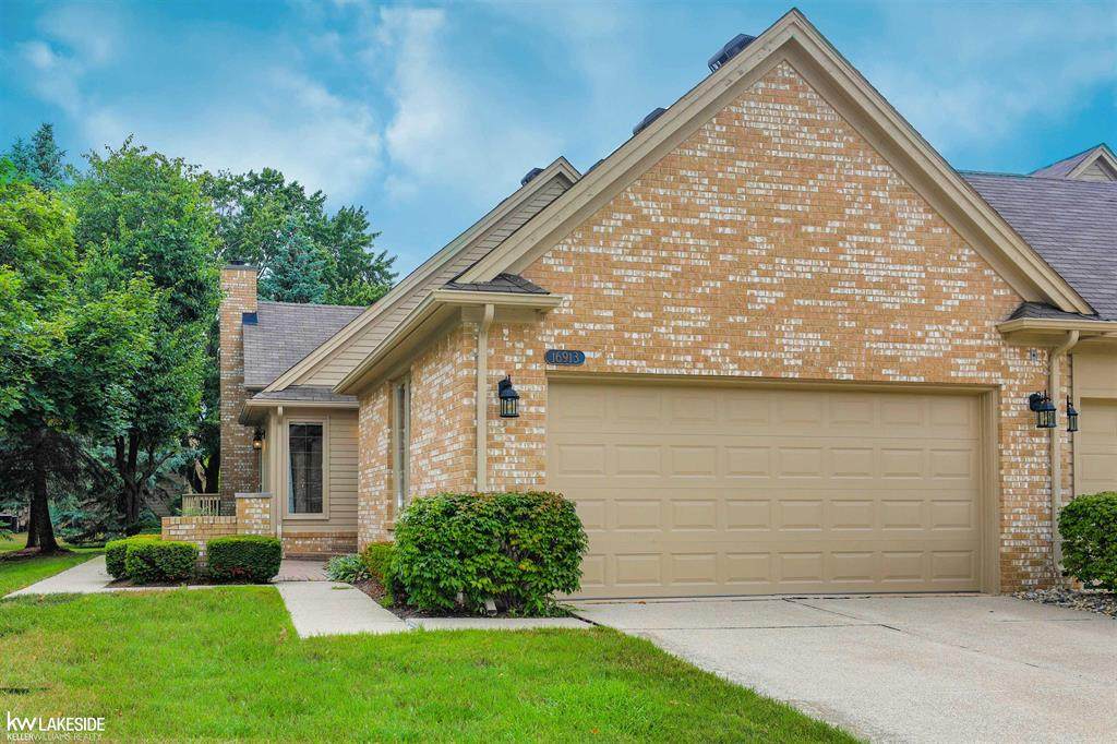 16913 Driftwood Drive - Photo 1