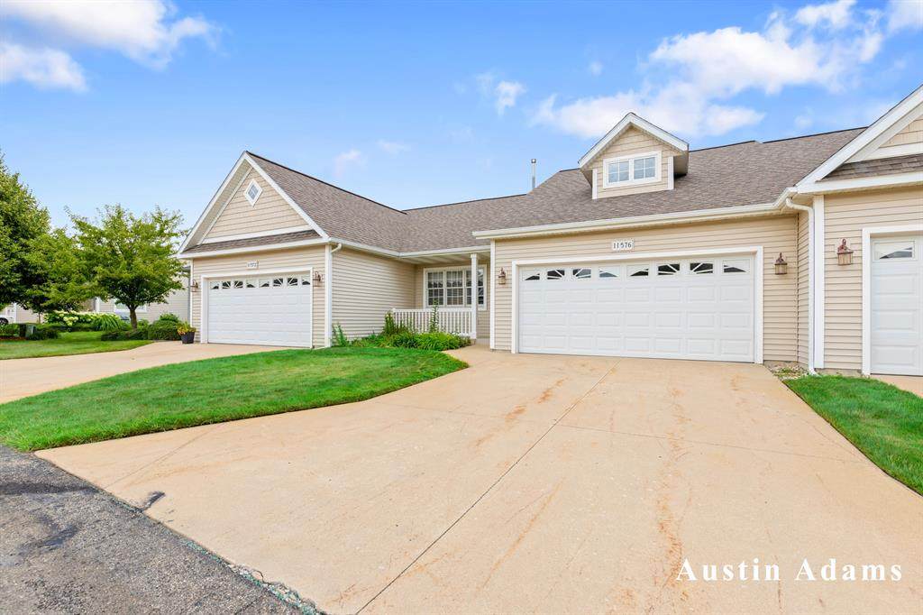 11576 North Lake Drive - Photo 1
