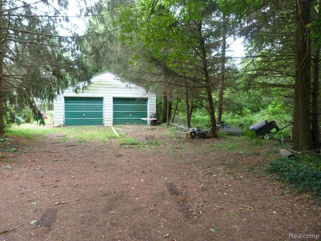 5372 Morrish Road - Photo 1