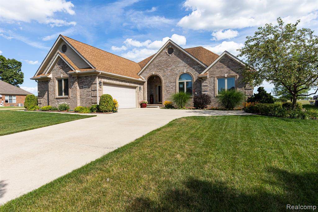8448 Eagle Pointe Drive - Photo 1