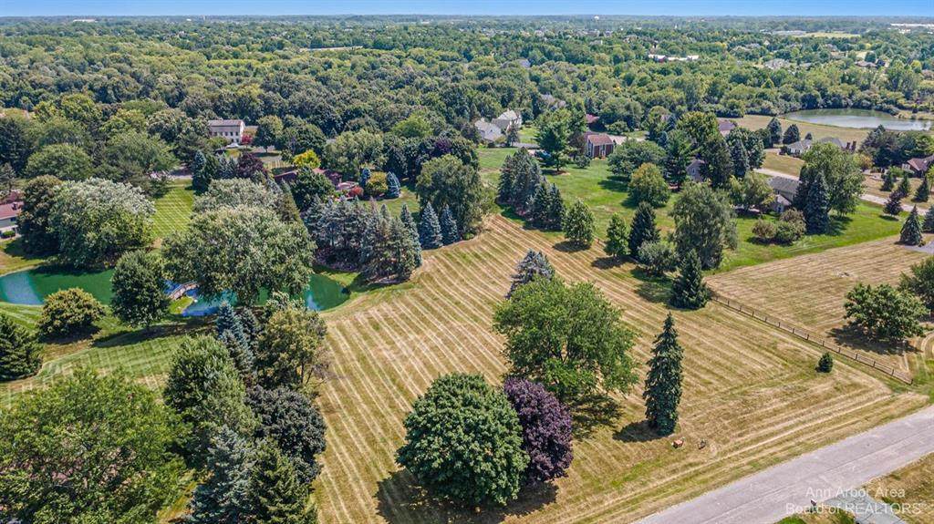 5697 Briar Glen Drive - Photo 1