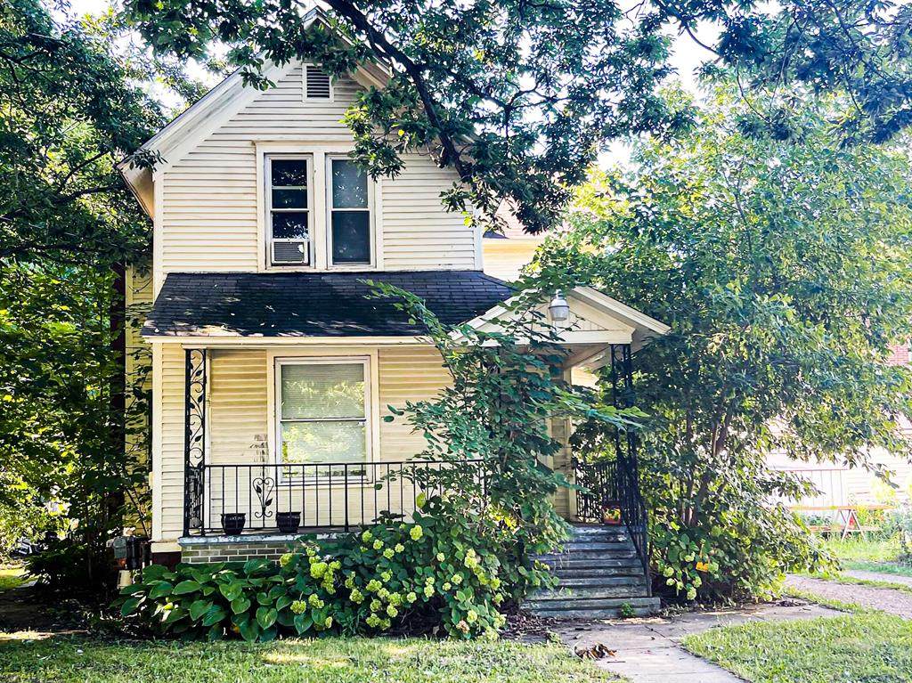 1210 Lake Street - Photo 1