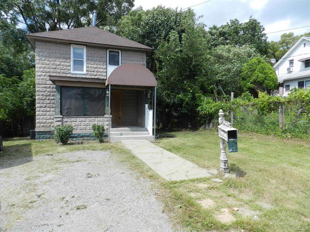 208 Palmer - Photo 1