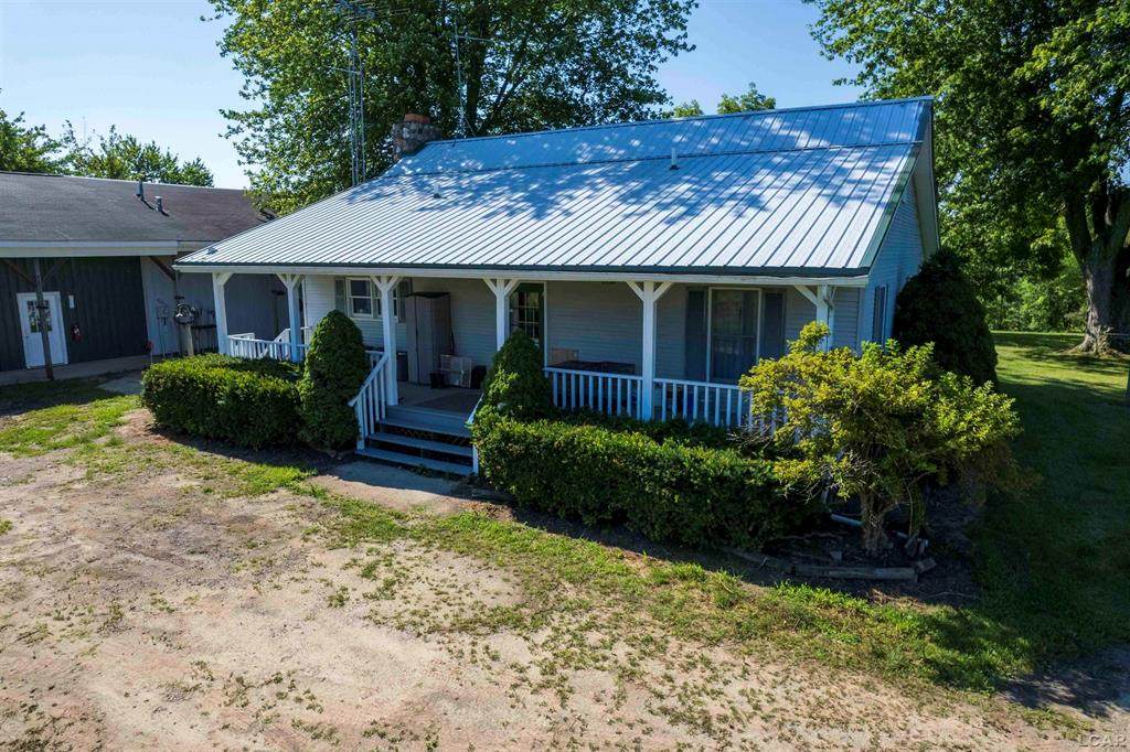 17720 Junction Rd - Photo 1