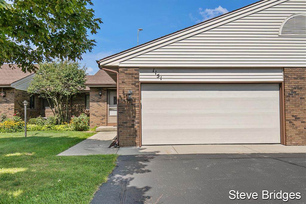 1151 Amberwood West Dr Sw - Photo 1