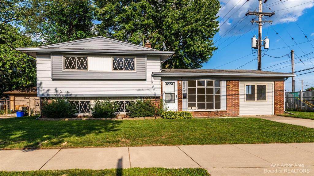 20802 Farmington Road - Photo 1
