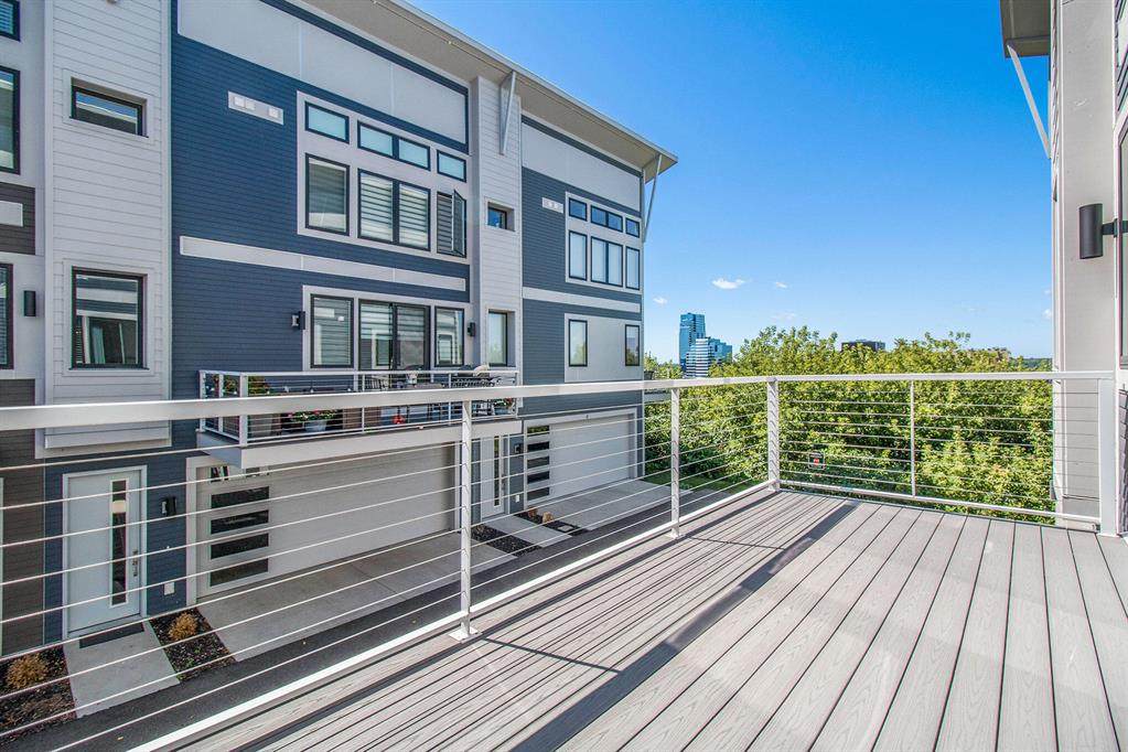 627 Fairview Avenue - Photo 1
