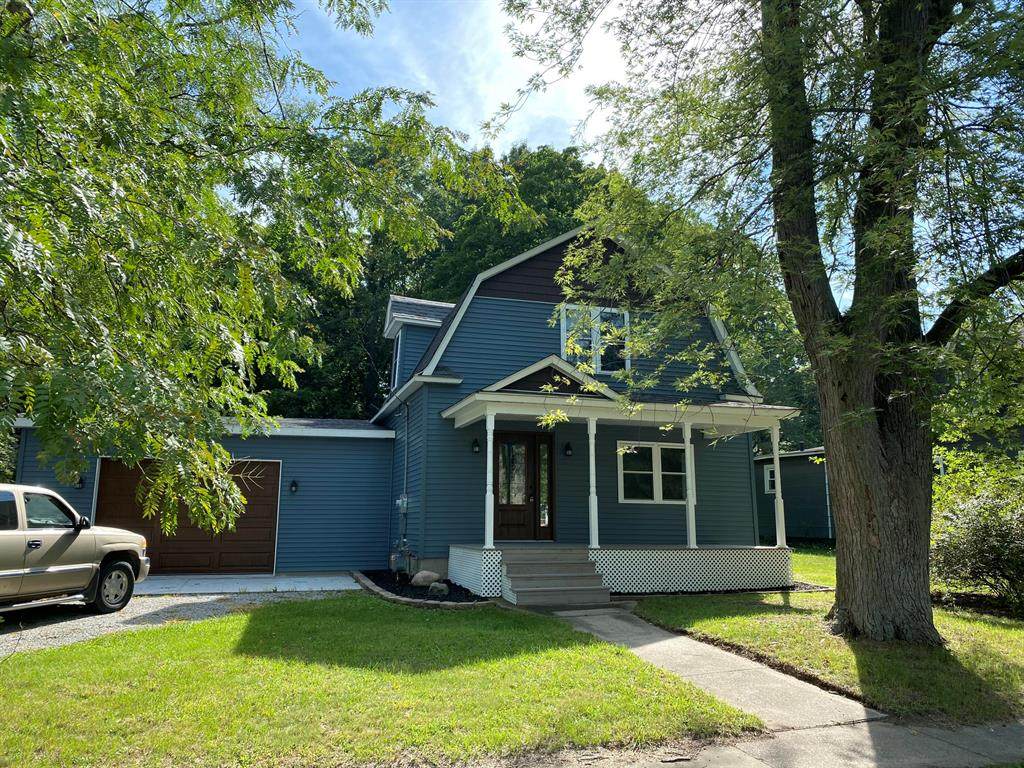 1200 8th Street - Photo 1