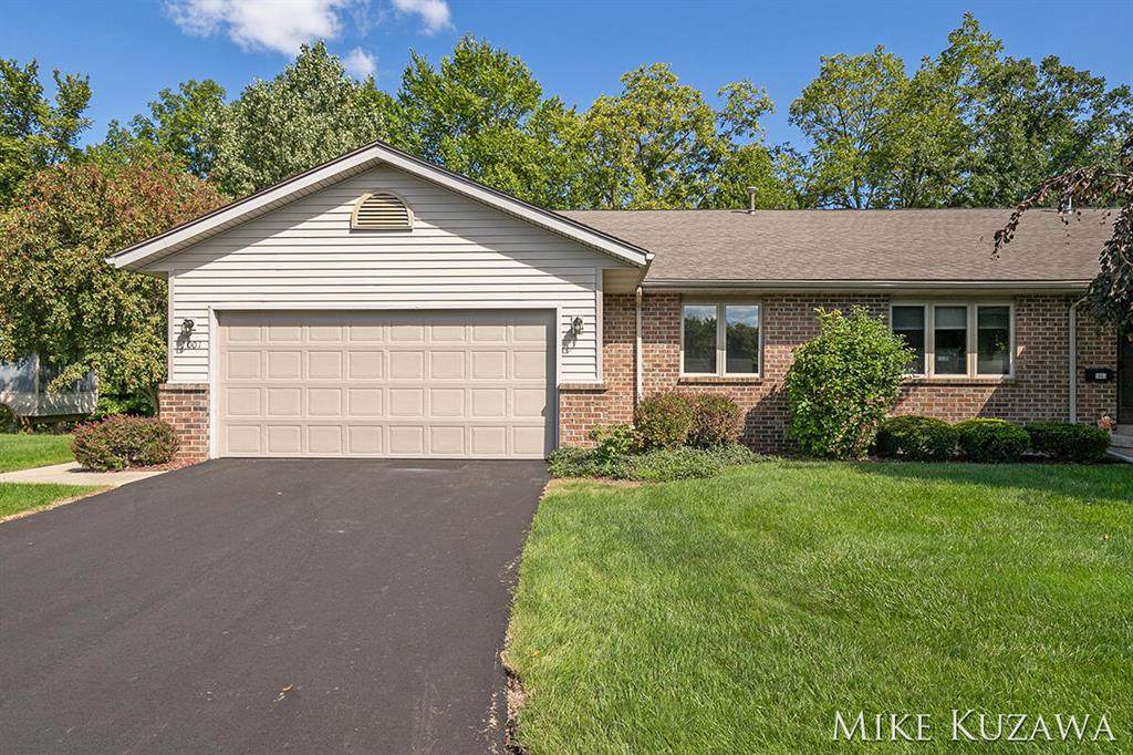 1001 Ironwood Circle - Photo 1