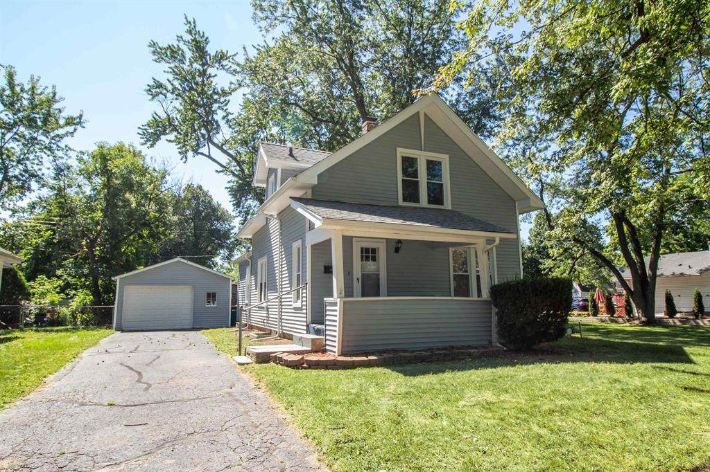 560 Beach St - Photo 1