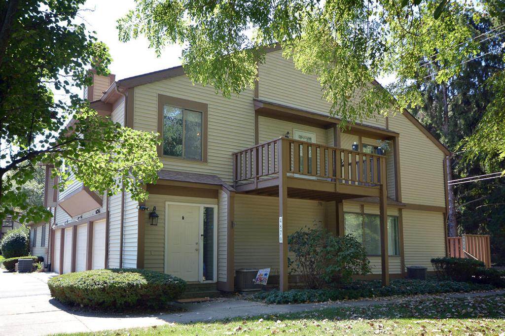 4870 Foxfire Trail - Photo 1