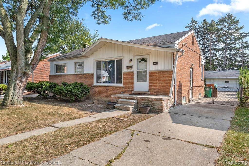 552 Arcola Street - Photo 1
