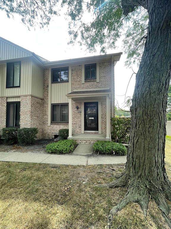 29073 Yorkshire Ln - Photo 1
