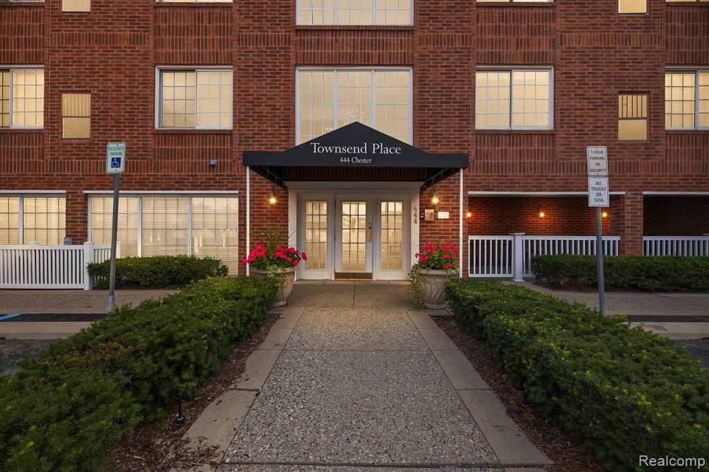 444 Chester Street - Photo 1