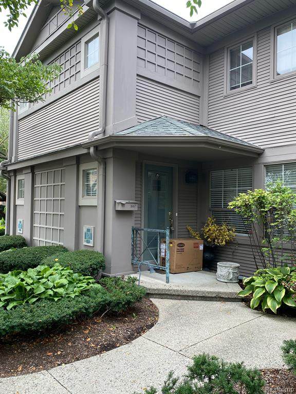 1067 Old Woodward Avenue - Photo 1