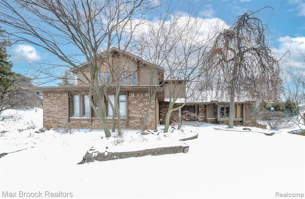 4421 Exmoor Circle - Photo 1