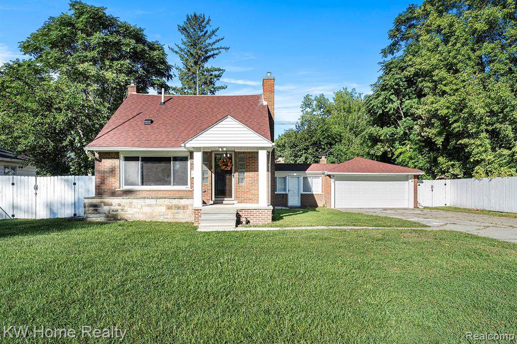 28545 Fairfax Street - Photo 1