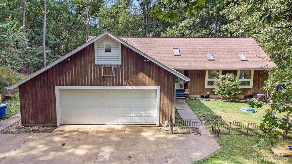 17485 Waterloo Road - Photo 1