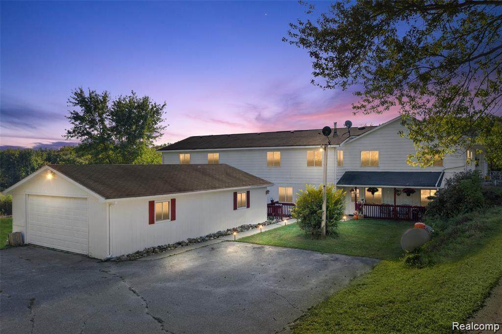 1095 Hummer Lake Road - Photo 1