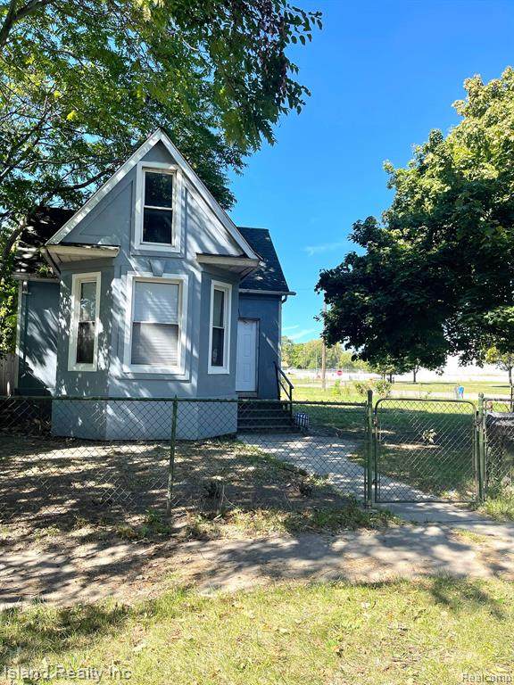 152 Goodell Street - Photo 1