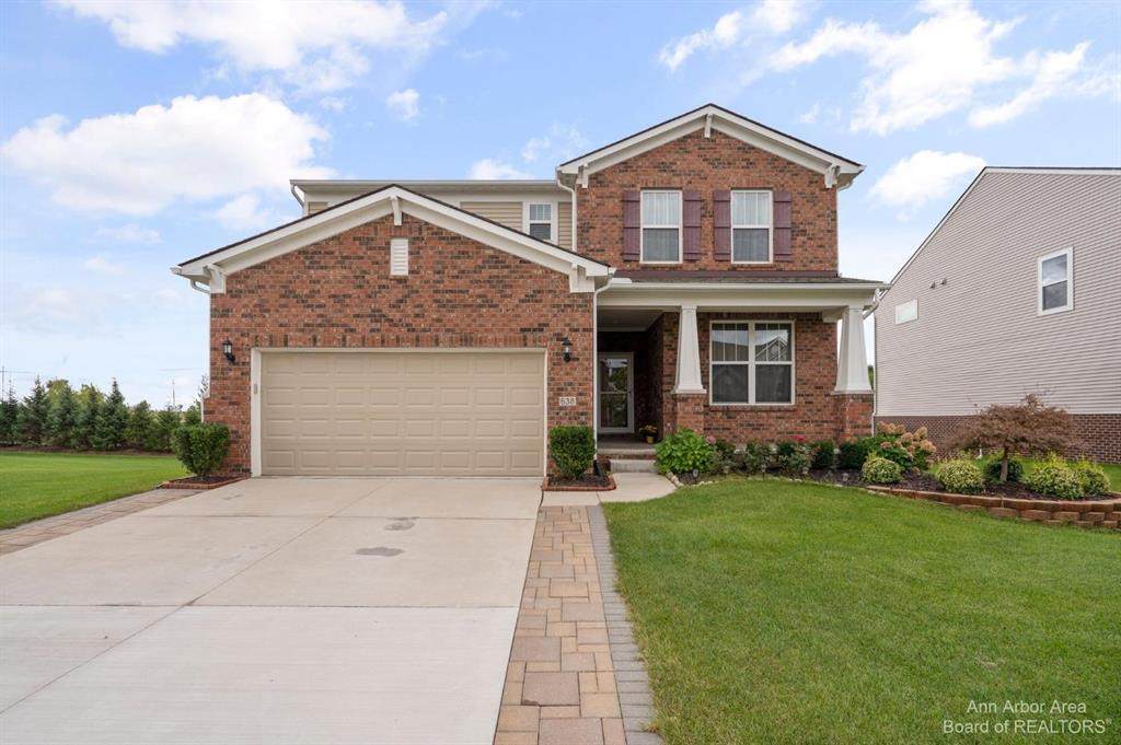 638 Holmdale Way - Photo 1