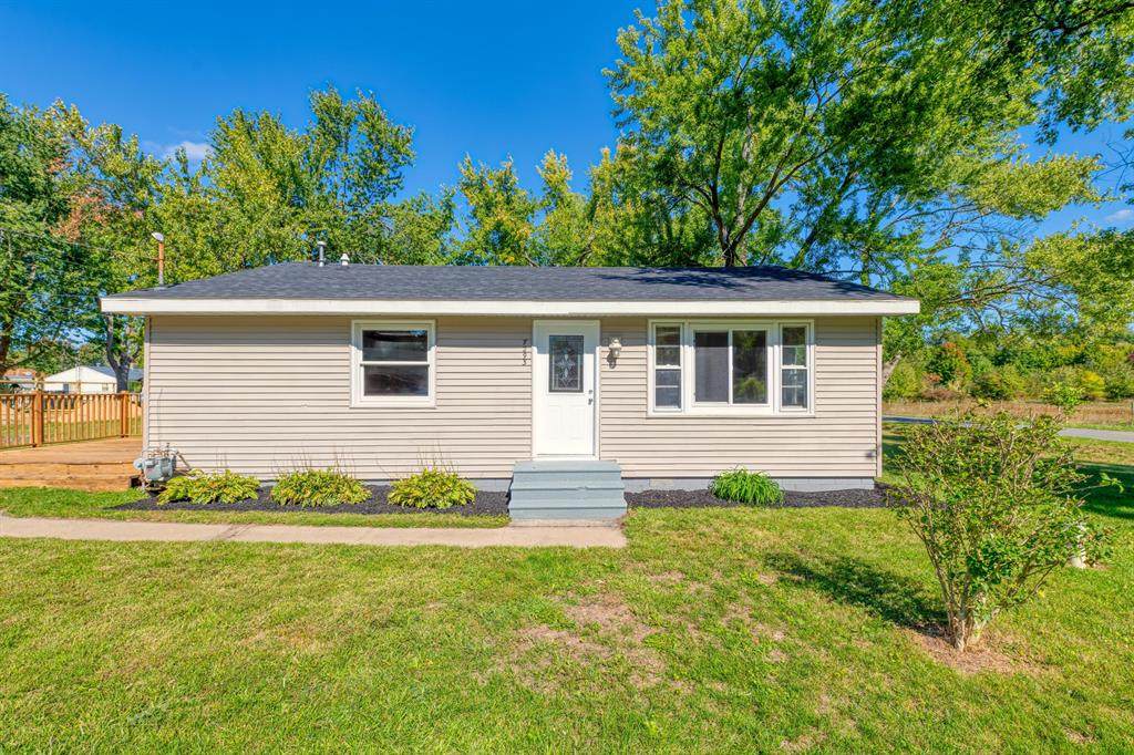 7293 Williams Street - Photo 1