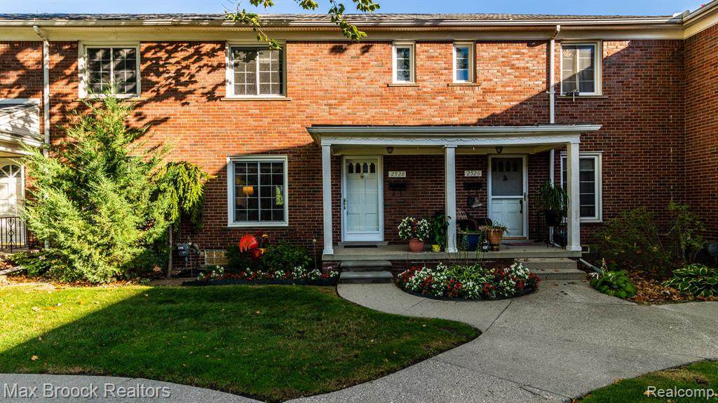 2528 Galpin Avenue - Photo 1