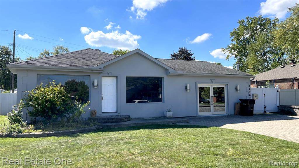 16167 Regina Avenue - Photo 1