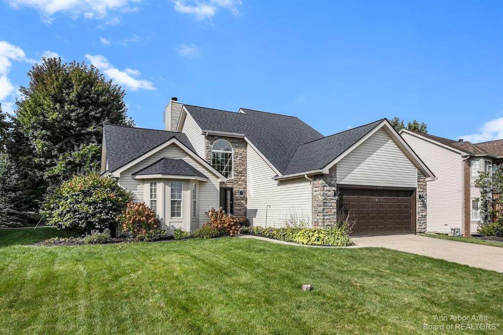 603 Castlebury Circle - Photo 1